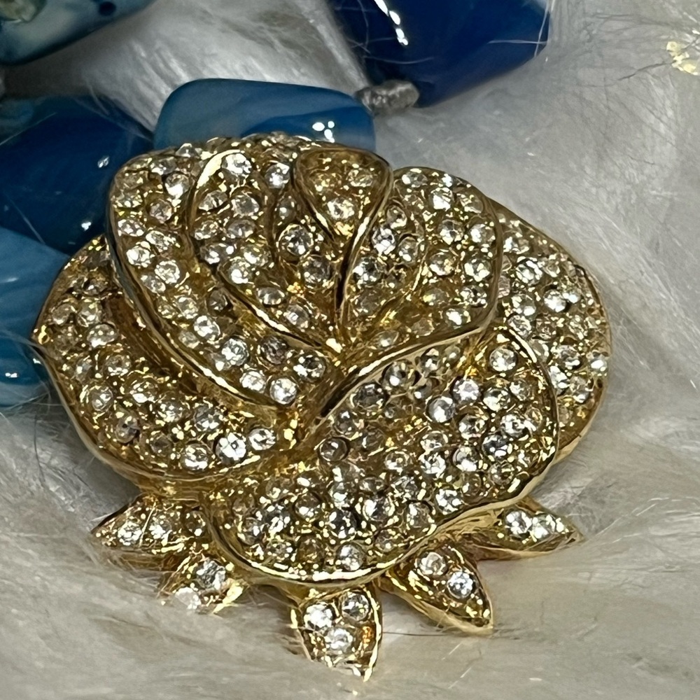 Vintage Rose Brooch - Picture 2 of 8